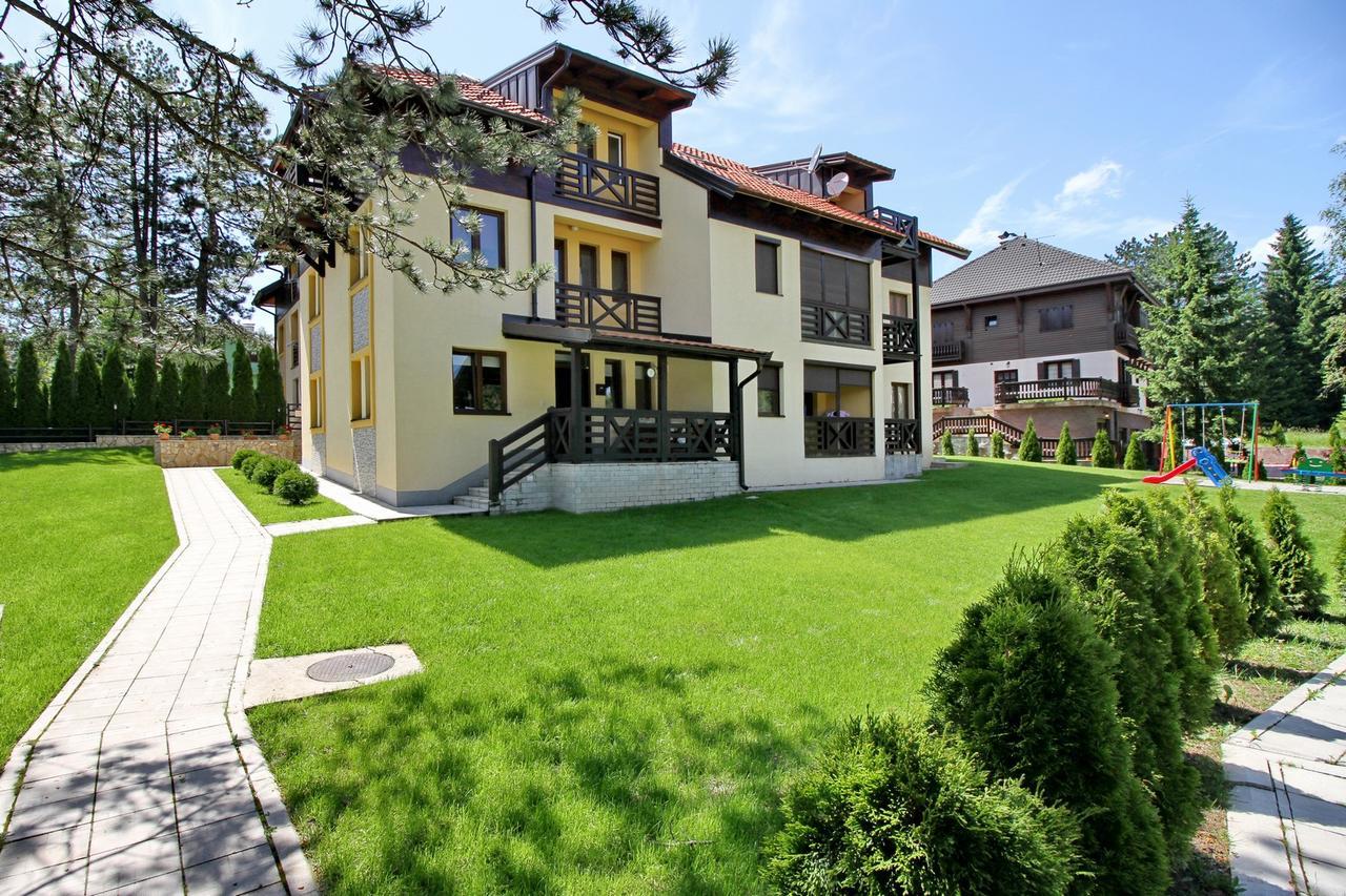 Apartments Radosti ซลาตีบอร์ ภายนอก รูปภาพ