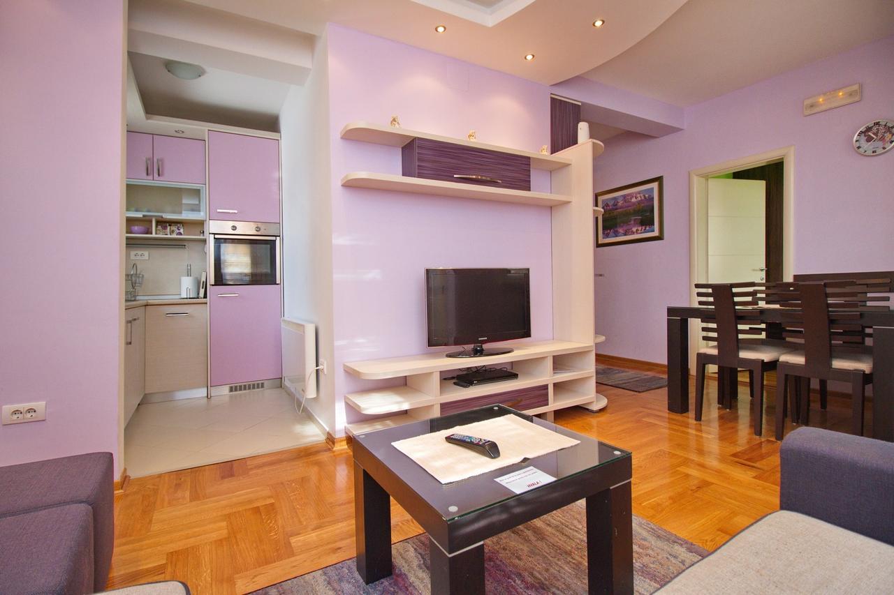 Apartments Radosti ซลาตีบอร์ ภายนอก รูปภาพ