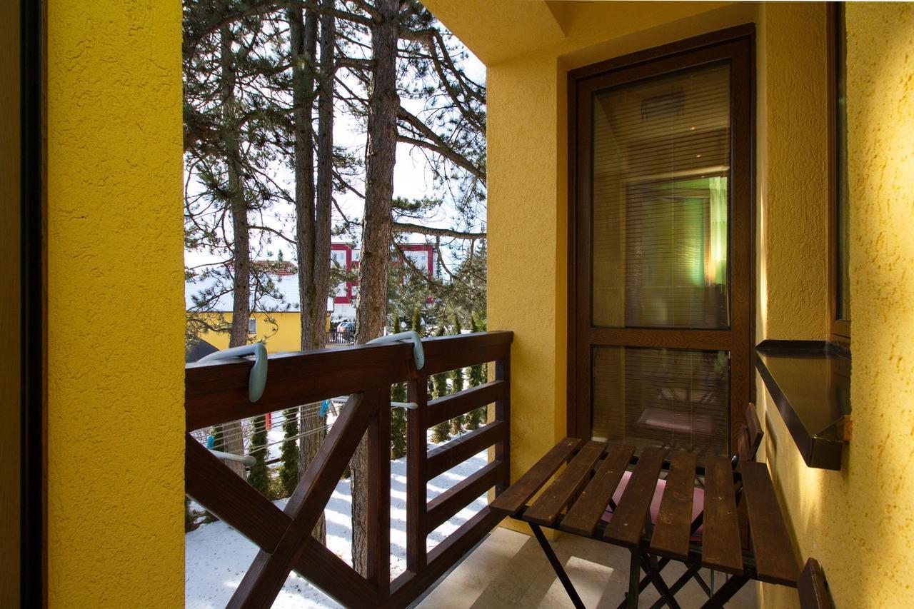 Apartments Radosti ซลาตีบอร์ ภายนอก รูปภาพ
