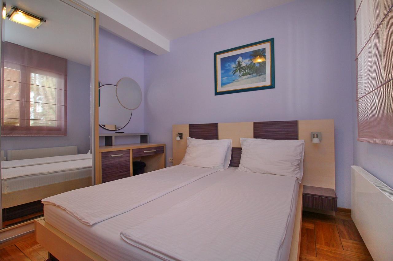 Apartments Radosti ซลาตีบอร์ ภายนอก รูปภาพ