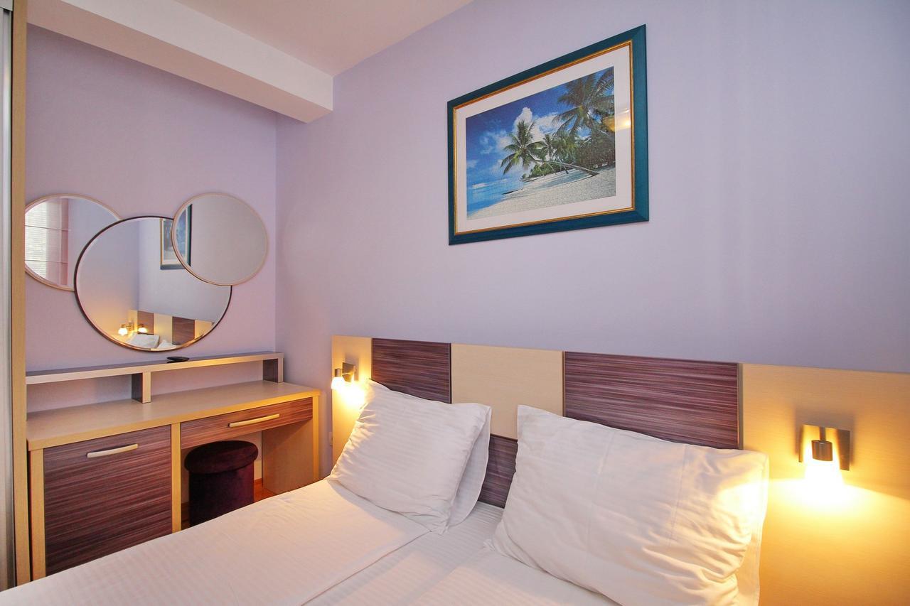 Apartments Radosti ซลาตีบอร์ ภายนอก รูปภาพ