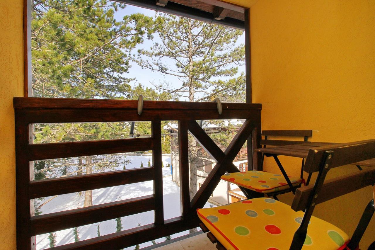 Apartments Radosti ซลาตีบอร์ ภายนอก รูปภาพ