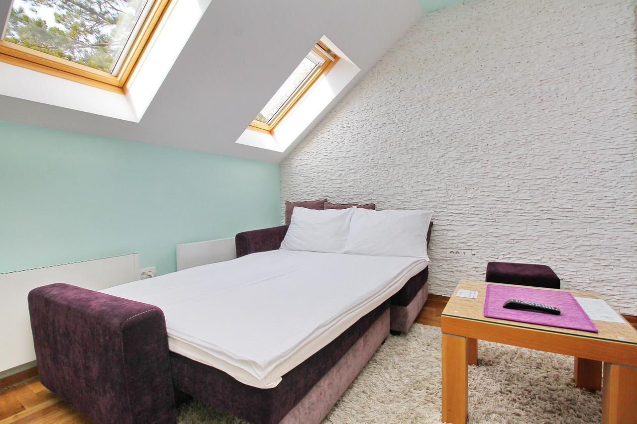 Apartments Radosti ซลาตีบอร์ ภายนอก รูปภาพ