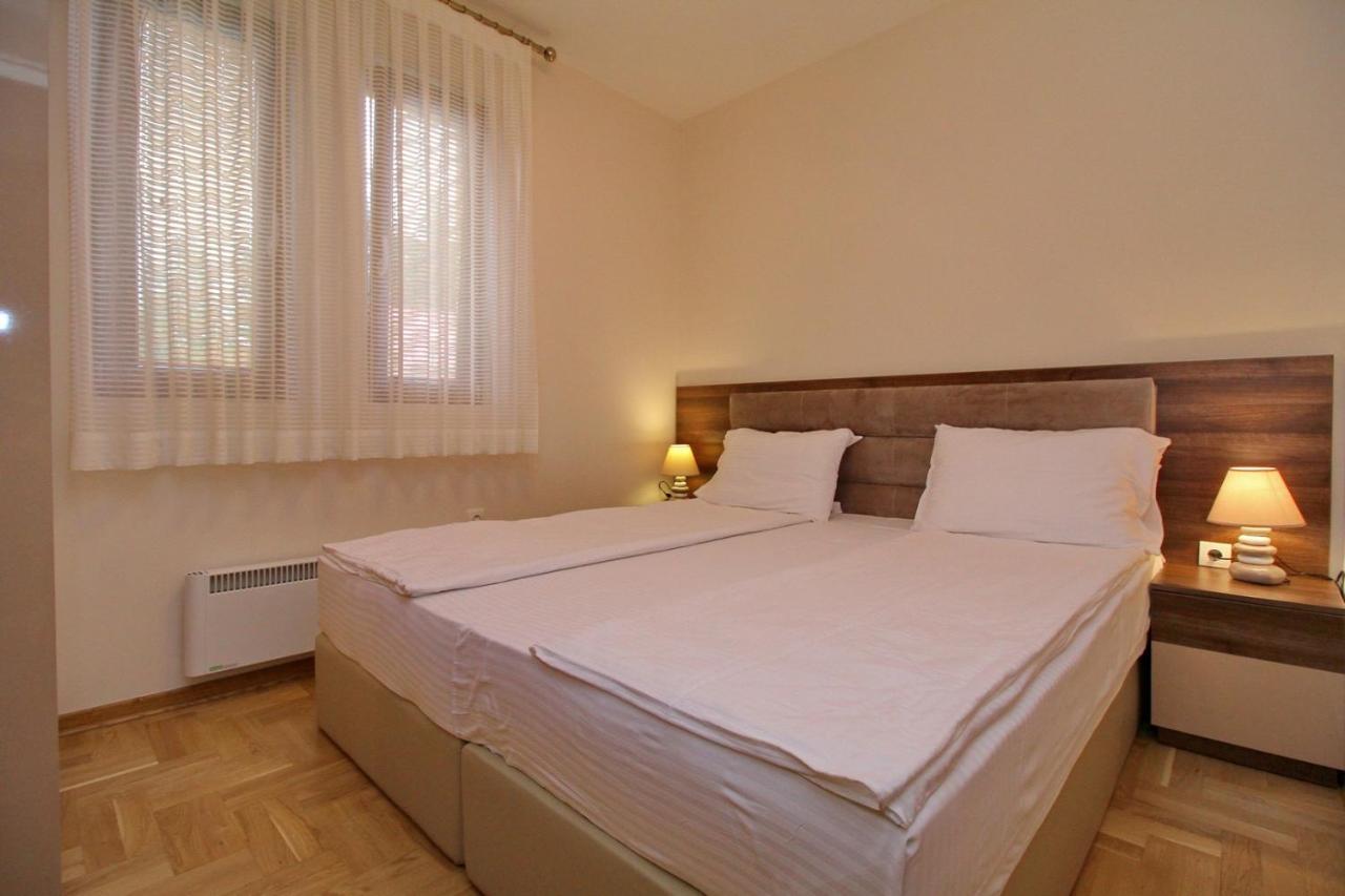Apartments Radosti ซลาตีบอร์ ภายนอก รูปภาพ